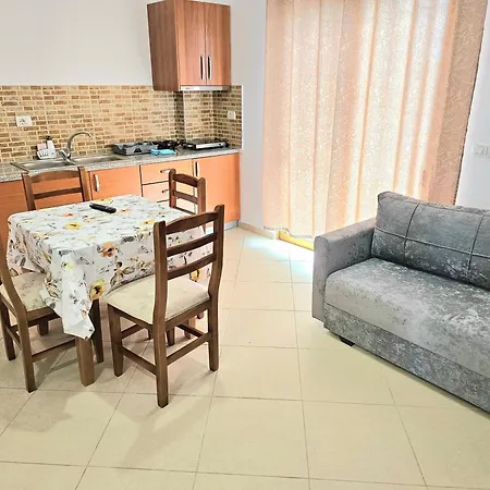 Center 3* كساميل